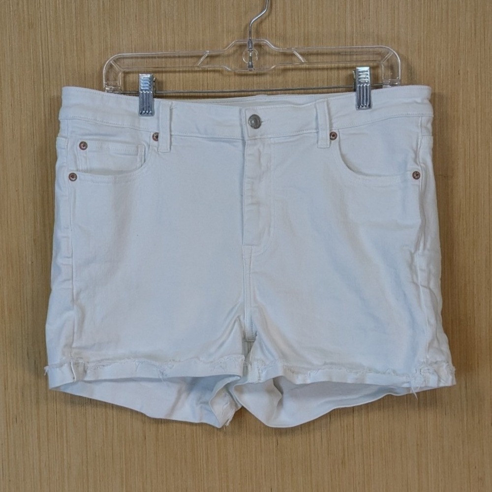 American‎ Eagle Shorts Womens 16 White High V-Rise Shortie Denim Festival Casual